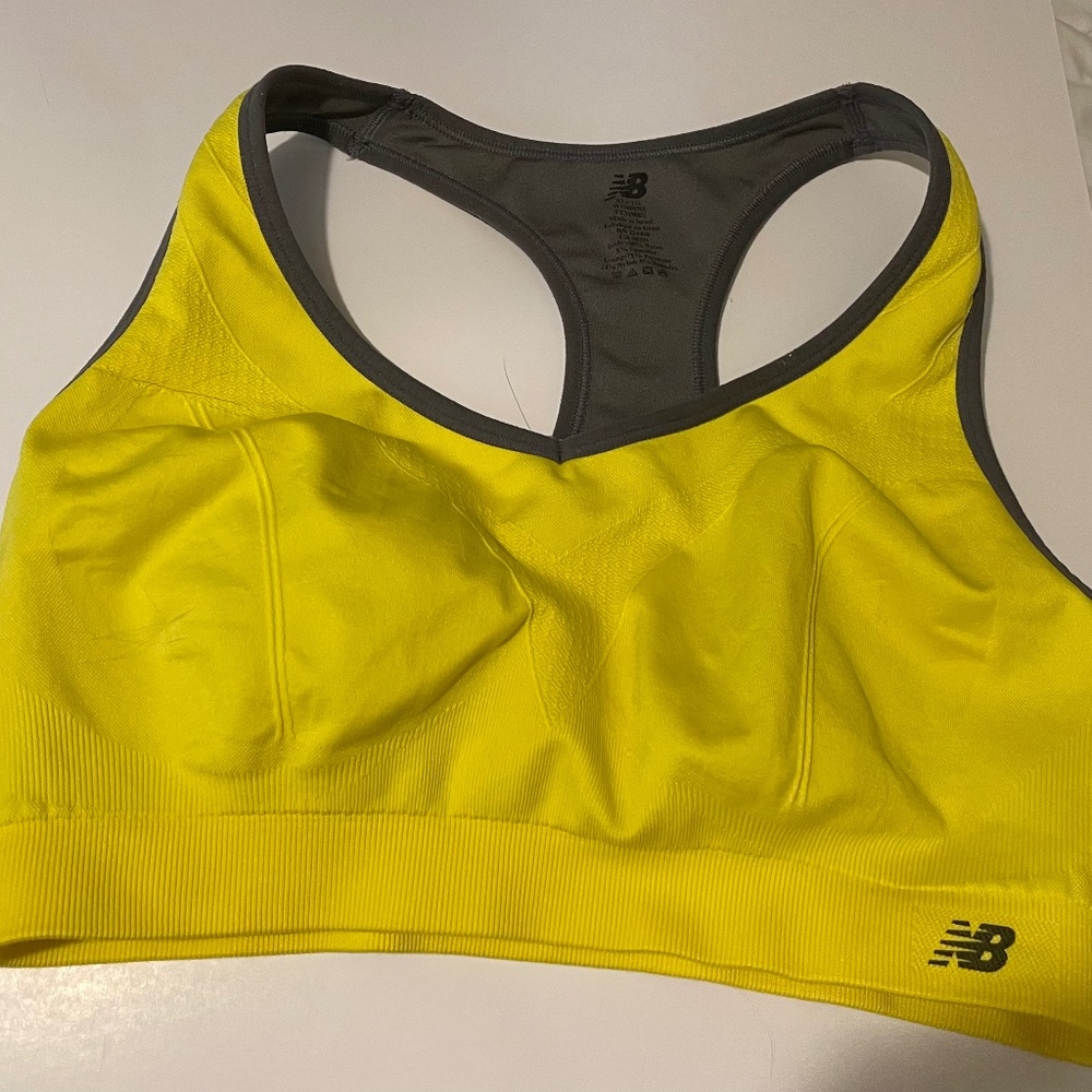 GW NB exercise crop top